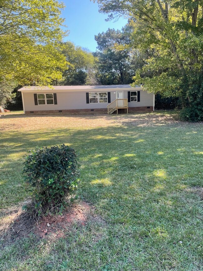 Photo - 3222 Hands Mill Hwy