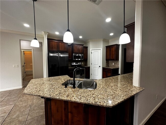 Photo - 584 N Mulligan Dr