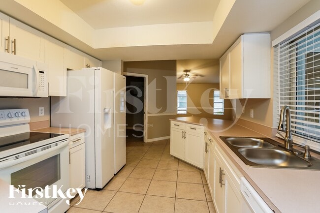 Photo - 1108 SW 22nd Terrace