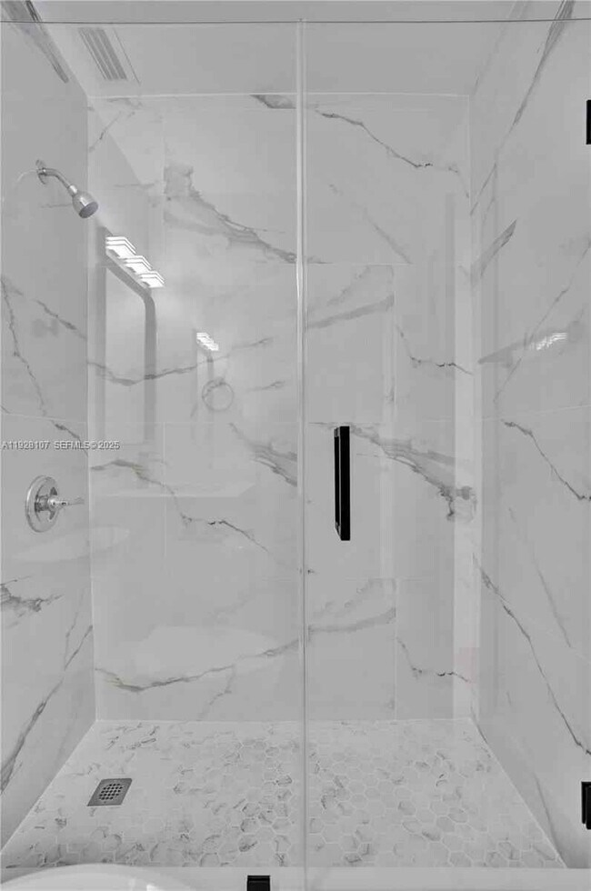 Photo - 1960 SW 68th Way