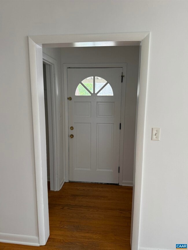 Photo - 913 Druid Ave