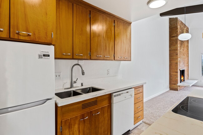 Building Photo - 9319 51st Ave S Unit 9319