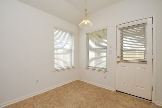 Photo - 7218 Fox Hall Ln