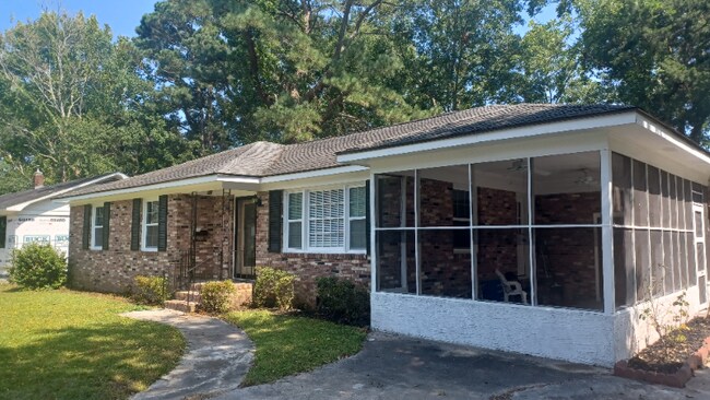 Photo - 1217 Byron Rd