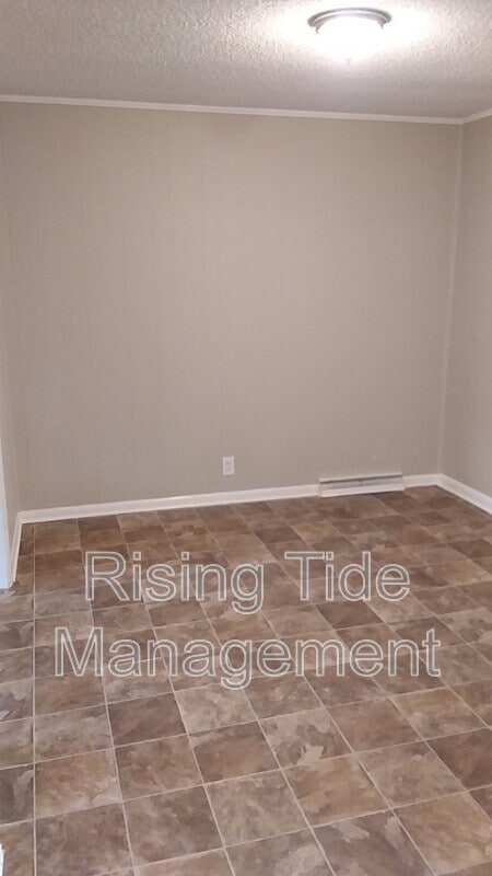 Photo - 5500 Crestview Dr