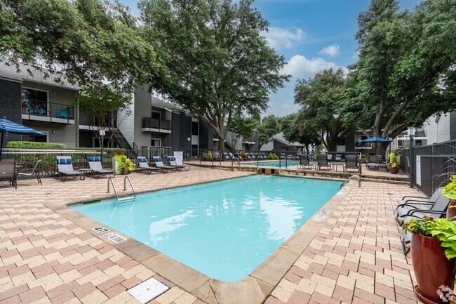 Building Photo - Argosy at Crestview Rental