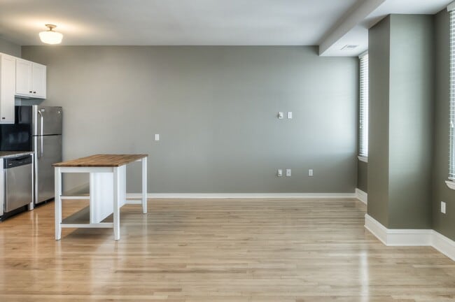 Photo - The Barker — Downtown Omaha at Your Doorstep