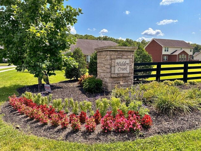 Photo - **RARE, EXECUTIVE HOME ON OVER HALF AN ACR...