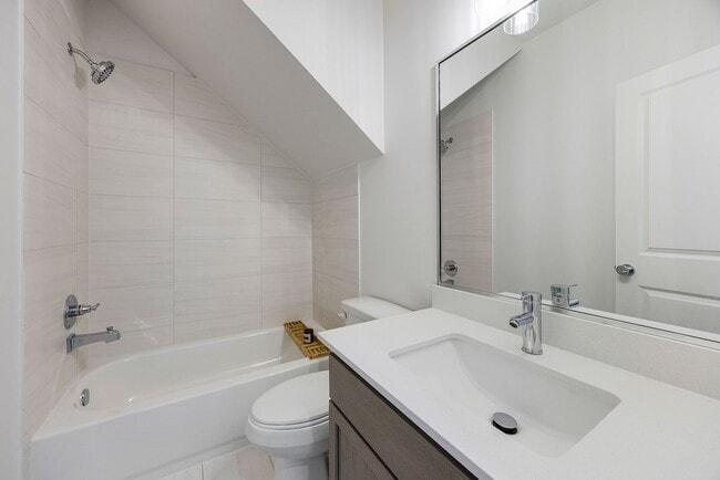 Photo - 1648 W Tidwell Rd