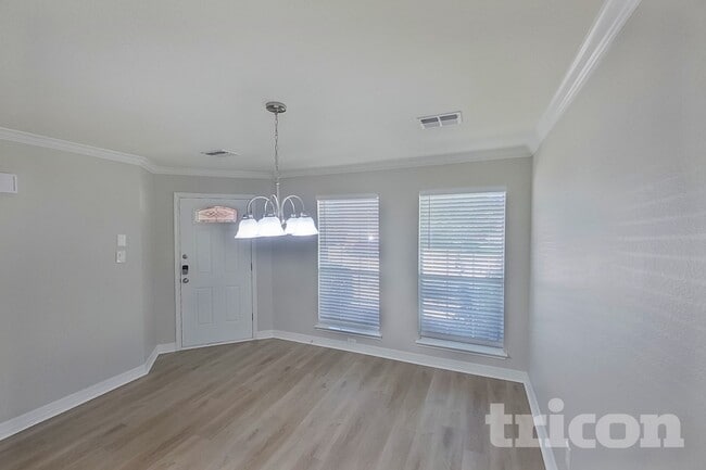 Photo - 5646 Hunters Bend Ln