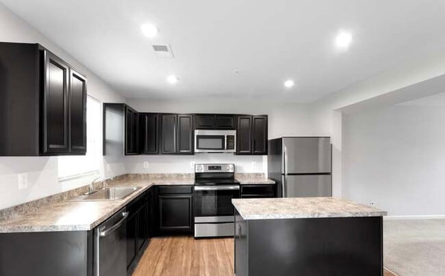 Photo - 28 Azalea Cir