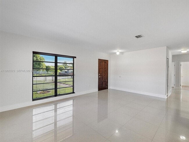 Photo - 3840 NW 176th St