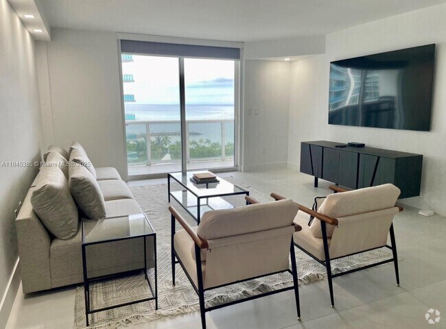 Building Photo - 10275 Collins Ave Unit 933 Rental