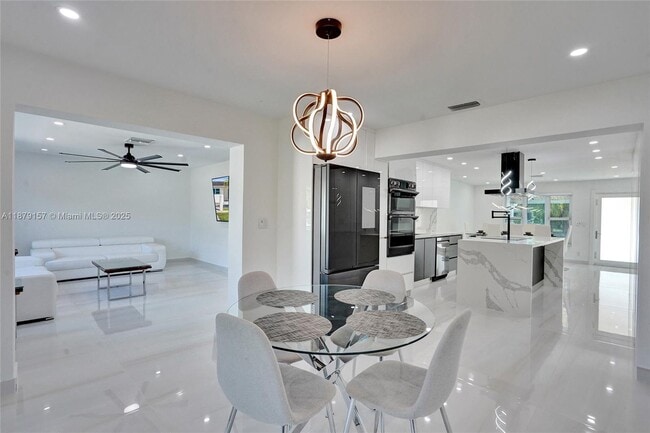 Photo - 4530 SW 34th Dr