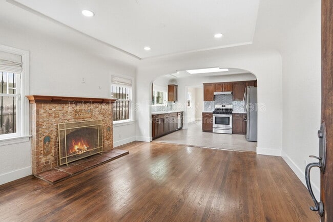 Photo - 4480 41st St