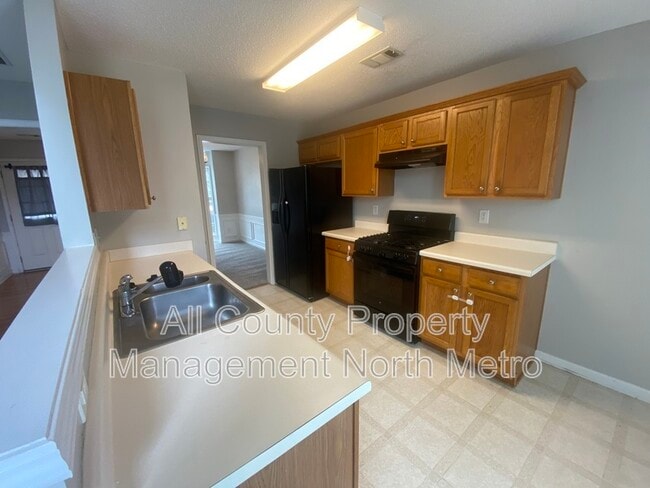 Photo - 9155 Friarbridge Dr