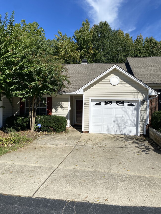 Photo - 3133 High Bridge Cir Townhome