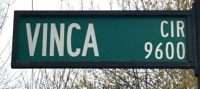 9620F Vinca Circle