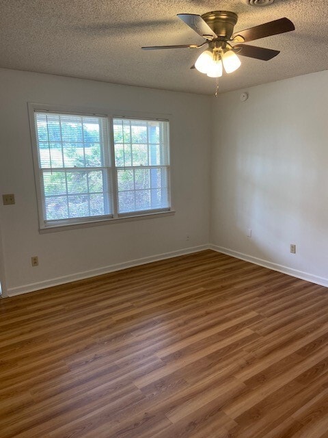 Photo - 319 Pelham Creek Dr