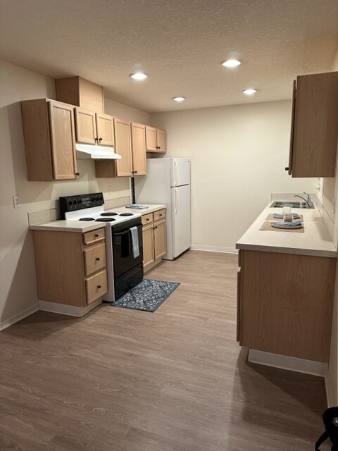 Devonwood & First Place