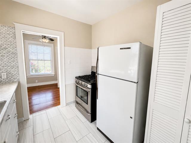 Photo - 1209 N Carroll Ave