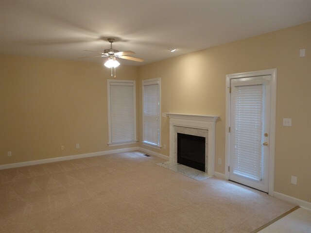 Photo - 109 Brampton Cir