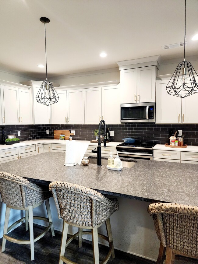 Photo - 1151 Hidden Hills Cir