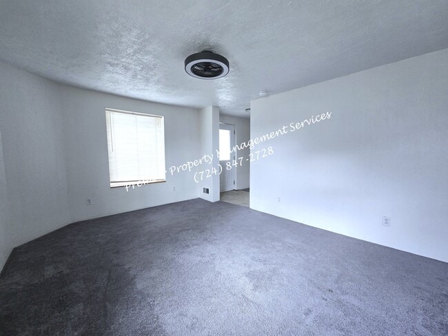 Photo - 455 E Jefferson St