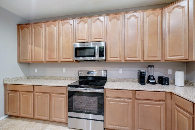 Photo - 10223 W Raymond St