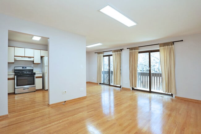 Photo - 676 Cross Creek Dr N Unit B2