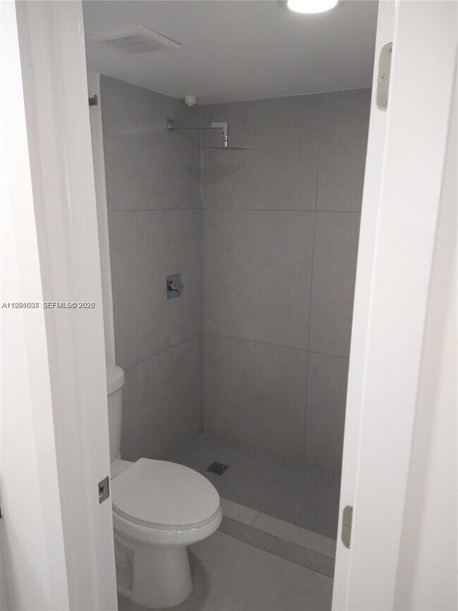 Photo - 19791 SW 114th Ave Unit 233