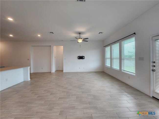 Photo - 5923 Corsicana Cv