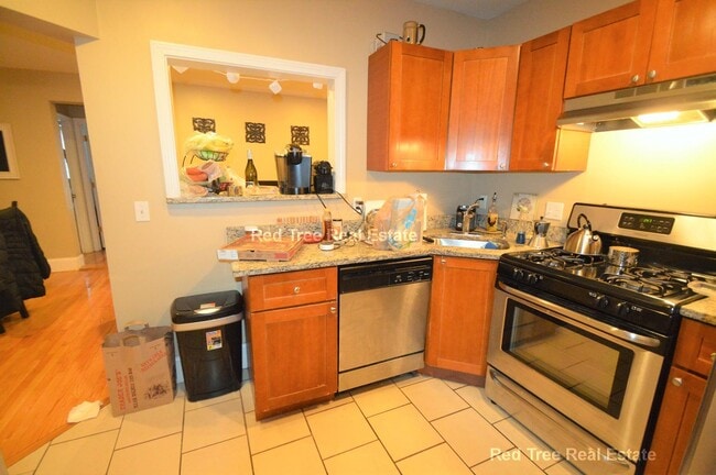 Photo - 72 Egmont St Unit 1