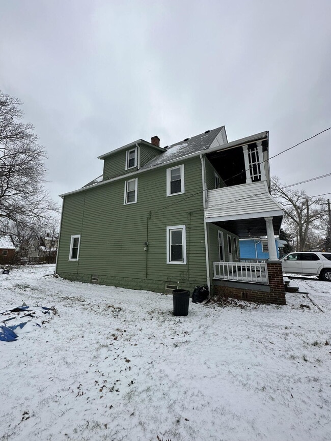 Photo - "3-Bed Comfort, Style & Nearby Recreation!" Unit #2