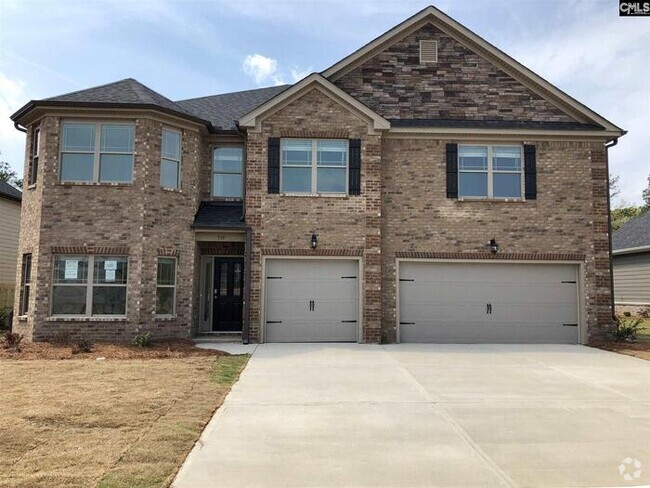 Building Photo - Expansive home in Chapin