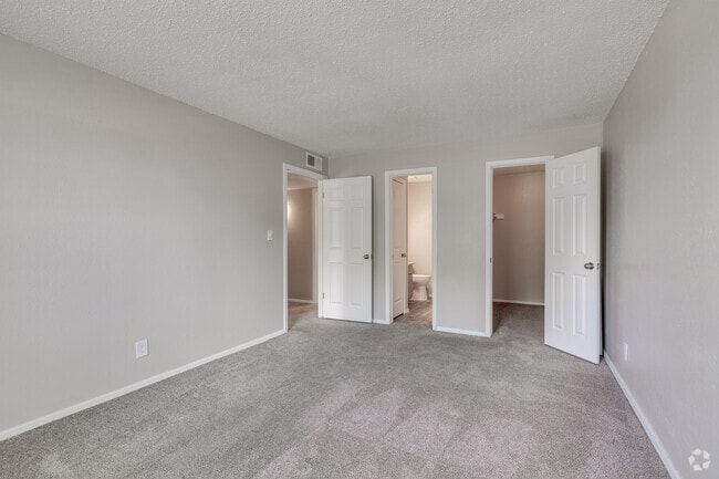 2BR, 1.5BA - 1000SF - Bedroom
