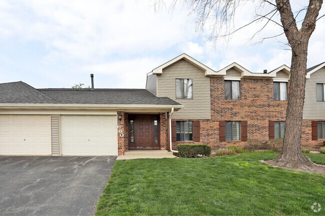 Building Photo - 660 Cumberland Trail Unit BB1 Rental
