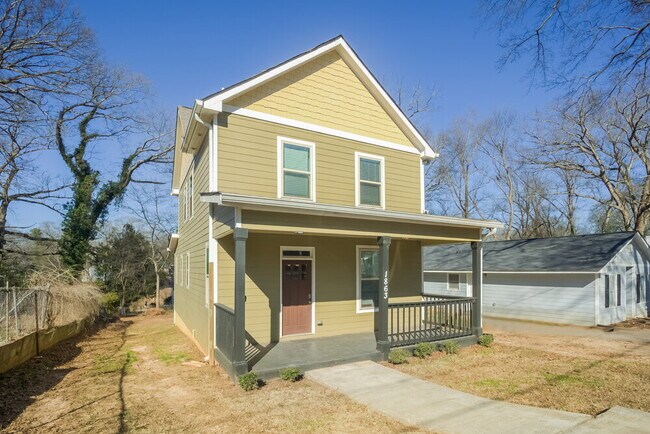 Photo - 1863 Phillips Ave