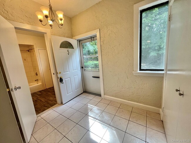 Photo - 5 Lester Pl Unit 1