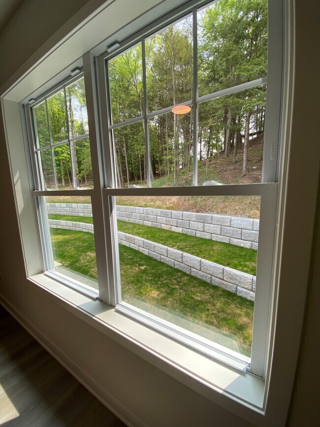 Dayton Crossing Apartments Sandy Hook, CT