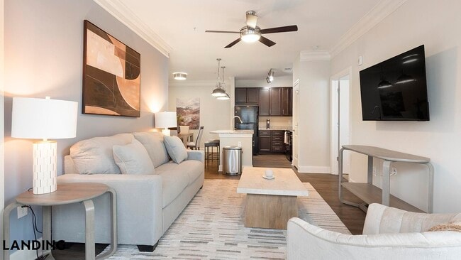 Photo - 3000 Daventry Cir Unidad 10112