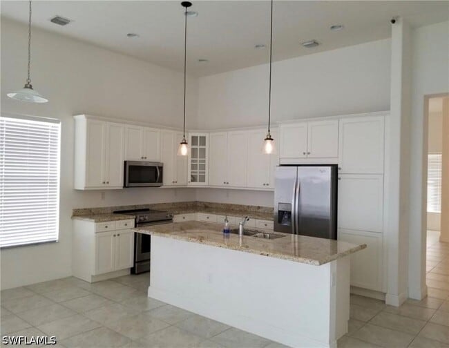 Photo - 5198 Vizcaya St