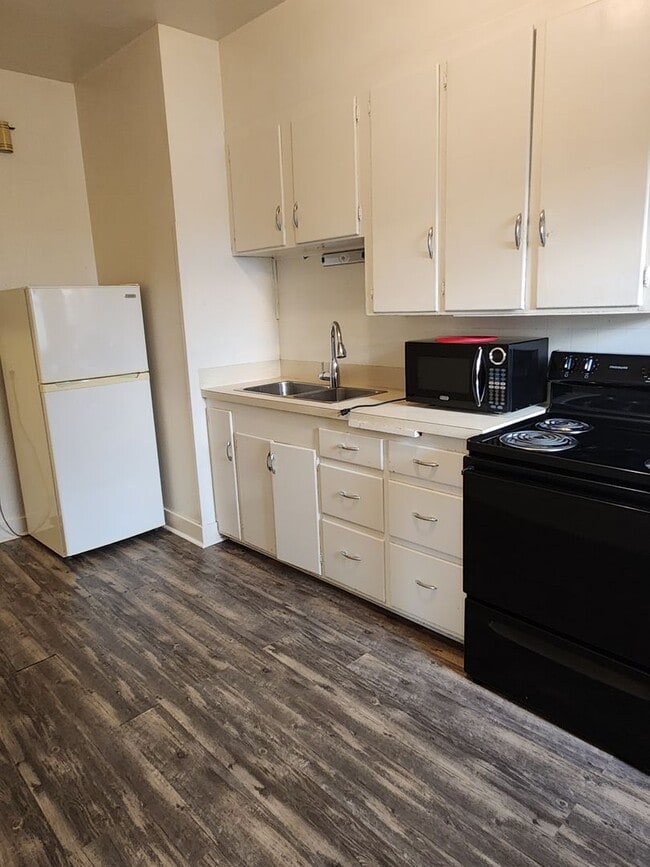 Photo - 407 Madison Ave Unit 3