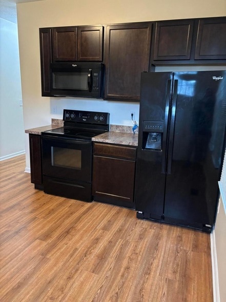 188 W Park Ave Unit 186