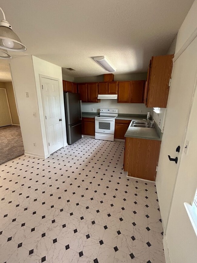 159 Hawthorn Rd