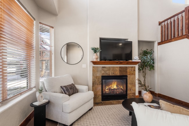 Photo - 6095 N Fox Pointe Cir