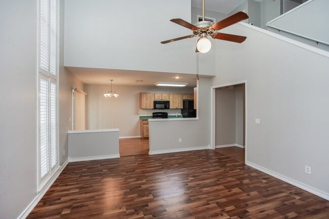 Photo - 17703 Parkway Green Ln