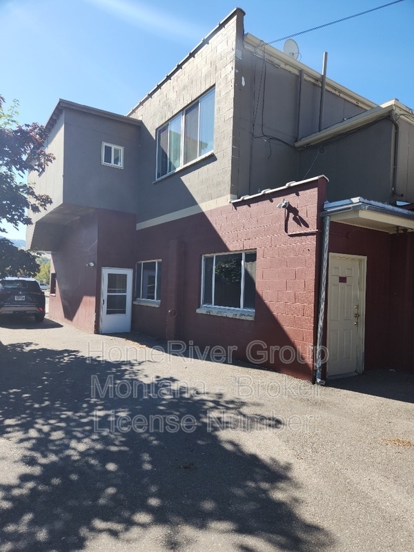 Building Photo - 100 South Ave E