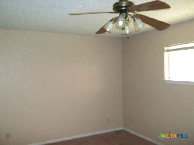 Building Photo - 1207 Ruiz Dr