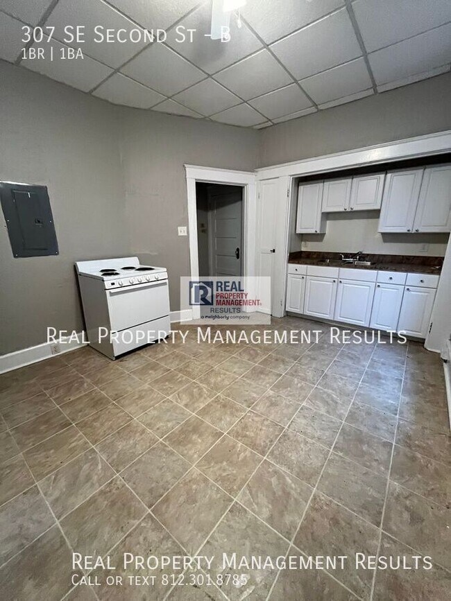 307 SE Second St-B